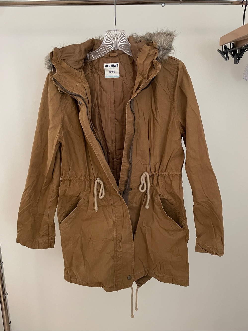 Old Navy Women’s Tan Hooded Utility Parka with Faux-Fur Trim